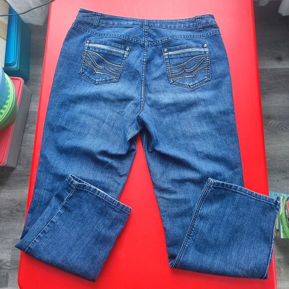 Christopher & Banks jeans straight leg blue women's size 16 - Picture 3 of 9